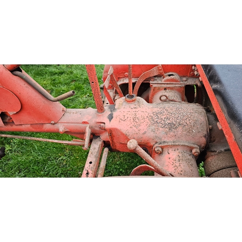  c.1948 Allis Chalmers Model B tractor. Registration number not registered.
There is no paperwork wit... 