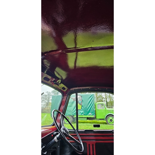  1952 Bedford M type, 3515cc. Registration number HPY 220. Chassis number MST 226559. Engine number K... 