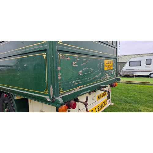  c.1908 Orton & Sons, Spooner Showman's Living Van. Made for Enoch Farrah, Wakefield. Typical three b... 