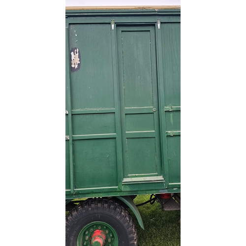  c.1908 Orton & Sons, Spooner Showman's Living Van. Made for Enoch Farrah, Wakefield. Typical three b... 