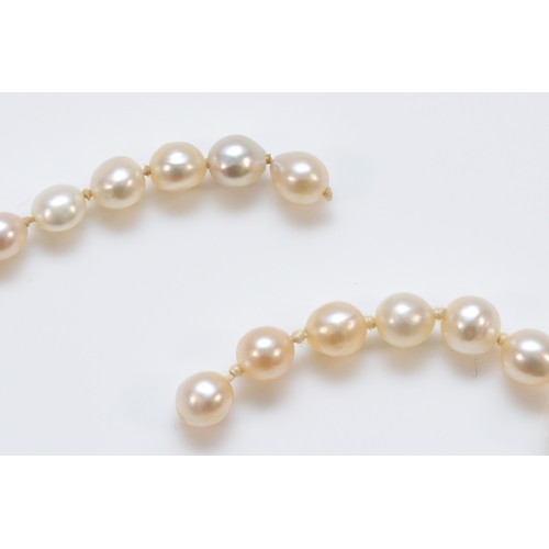 166 - A platinum 850 and diamond clasped pearl necklace, please note necklace string is broken, 19.2g