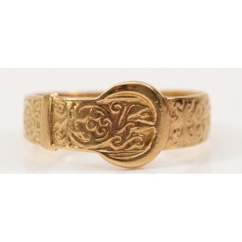 221 - A 9ct gold buckle ring, Birmingham 1978, P 1/2, 2.6g