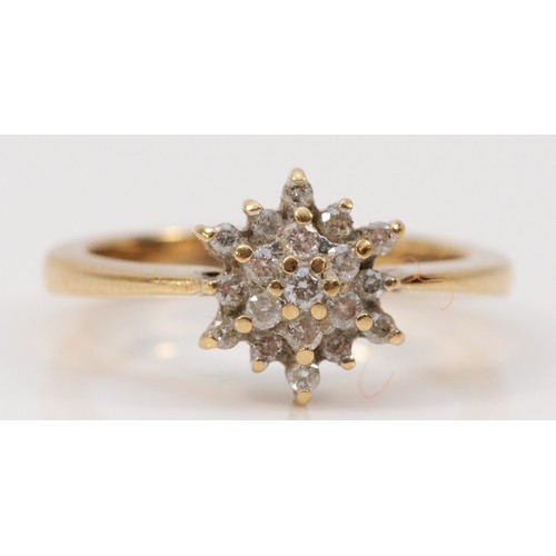 240 - A 9ct gold diamond cluster ring, brilliant cut diamonds, K 1/2, 2.9g