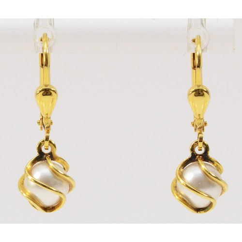 248 - A pair of 585 gold and cultured pearl lever back earrings, 1.9g