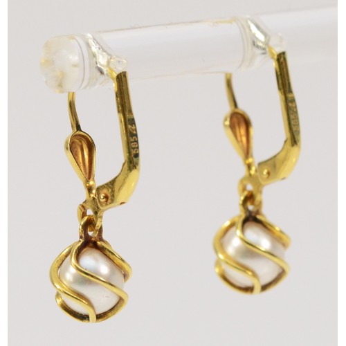 248 - A pair of 585 gold and cultured pearl lever back earrings, 1.9g