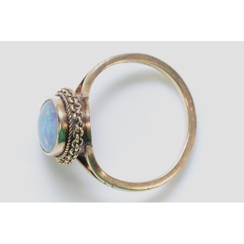 491 - A 9ct gold opal doublet dress ring, L 1/2, 2.8g