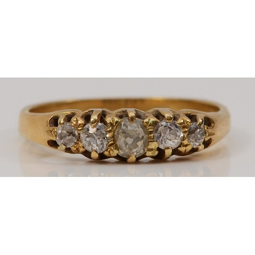 495 - An 18ct gold old cut diamond five stone ring, L, 2.6g