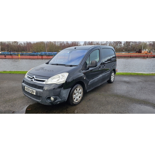 57 - 2009 Citroen Berlingo 625 LX HDi 90 diesel van. Registration number AO59 KBV. VIN Number VF77BHXC9J2... 