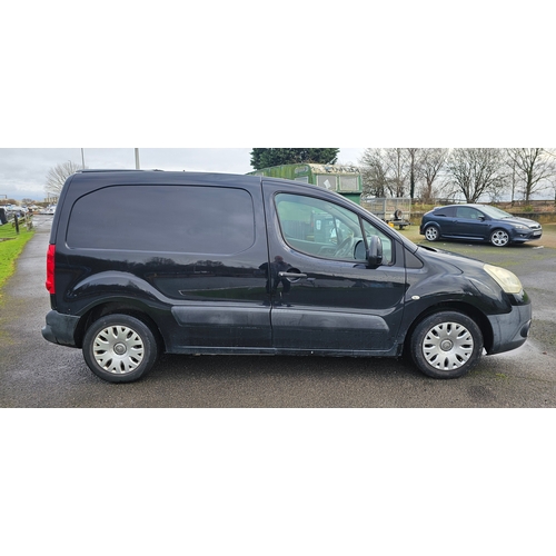 57 - 2009 Citroen Berlingo 625 LX HDi 90 diesel van. Registration number AO59 KBV. VIN Number VF77BHXC9J2... 