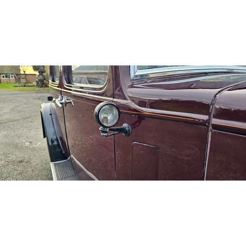 509 - 1933 Austin Heavy 12/4, 11.9hp. Registration number GV 1610. Chassis number H 1027. Body number HC 9... 