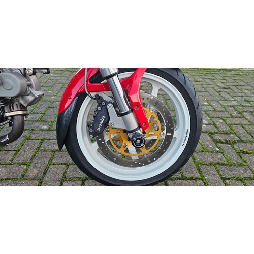 600 - 2007 Ducati Monster S2R 1000, 992cc. Registration number OU07 EYB. VIN number ZDMM416AA5B081320. Eng... 