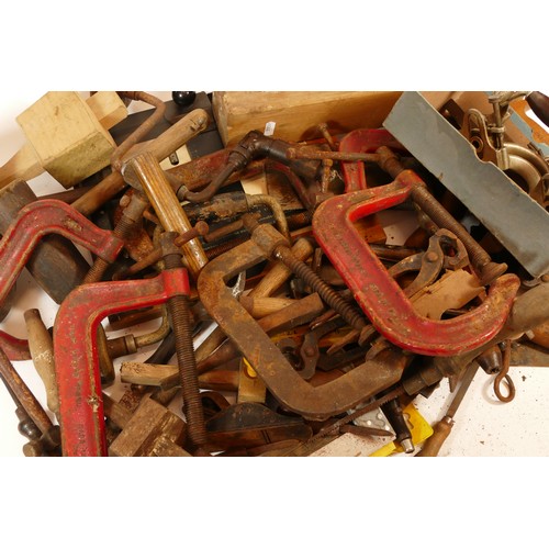 67 - A collection of early 20th century and later carpenters hand tools, to include a Stanley No.55 plane... 