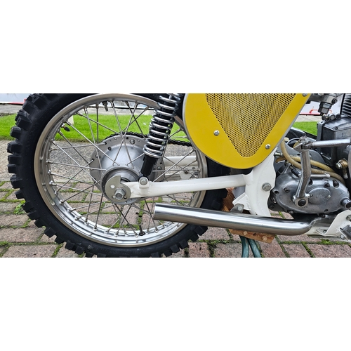 607 - c.2000 Cheney/BSA Gold Star DBD34 Keith Hickman replica. Registration number not registered. Frame n... 