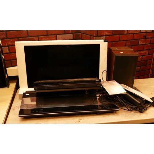 130 - Bang & Olufsen; Beovision 8 TV, 32 inch screen, having booklet and remote, together with a Beocenter... 