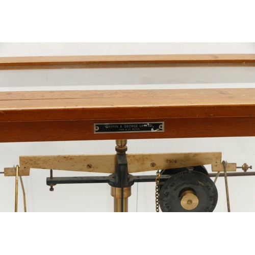 139 - A set of Griffin & George scientific balance scales, in glazed wooden case, circa mid 20th century
3... 