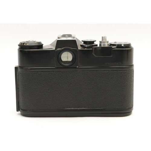 151 - A Zenit EM camera with a Helios f/2 58mm lens, in case.