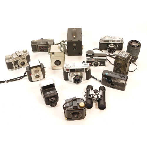 160 - A collection of cameras and camera accessories, to include, Ilfoflex Ilford, Soligor Miranda, Minolt... 