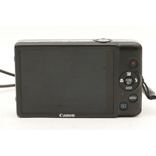 177 - A Canon IXUS 117 HS compact digital camera.