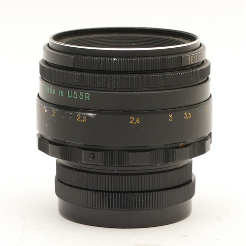 185 - A Helios-44-2 f/2 58mm lens.