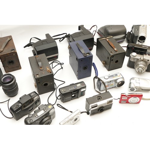 223 - A collection of cameras and camera accessories, to include, Pentax-FA f/4.5-5.6 80-320mm lens, Polar... 