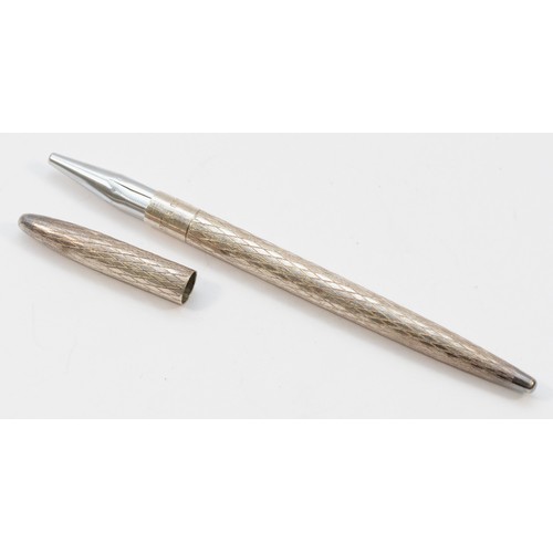 430 - Tiffany & Co, a sterling silver ladies pen with cap, lacking rollerball, 11.5cm.