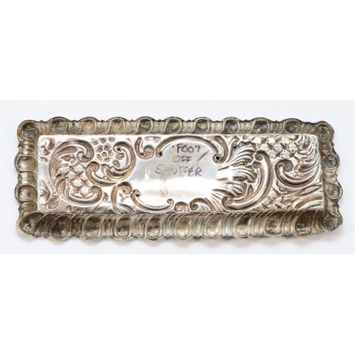 520 - An Edwardian rectangular dish, Birmingham 1903, 22 x 9cm, 83gm, holes