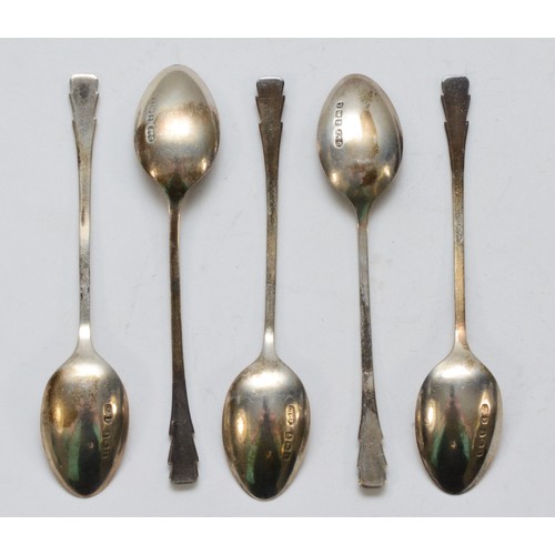 542 - An Art Deco silver and enamel set of five coffee spoons, Birmingham 1934/5, 30gm