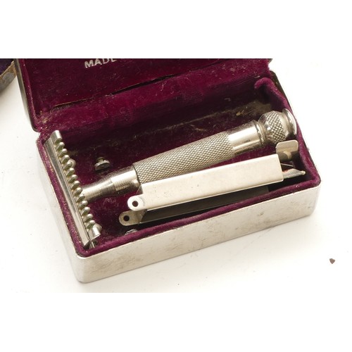 348 - A group of six cased gents shaving razors, circa early to mid 20th century, makers to include Gillet... 