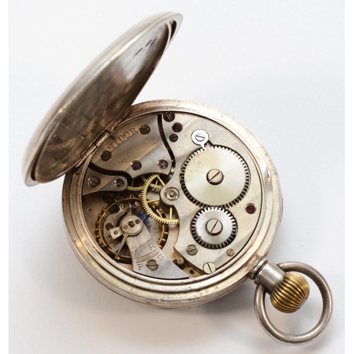 595 - A silver keyless wind open face pocket watch, London import  1919.
Working when catalogued.