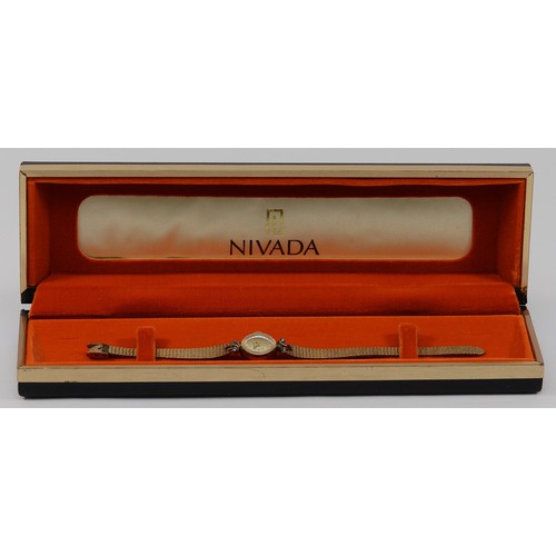 614 - Nivada, a 10K gold filled ladies manual wind wristwatch, case.
Working when catalogued