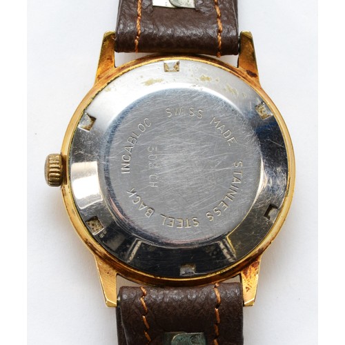 636 - Guards, a gold plated automatic date gentleman's wristwatch, 33mm.
Working when catalogued