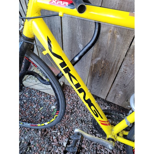 97A - A Viking XRR Road Race gents bicycle with two spare handle bars, also a boxed Clippers SDS pedal sys... 