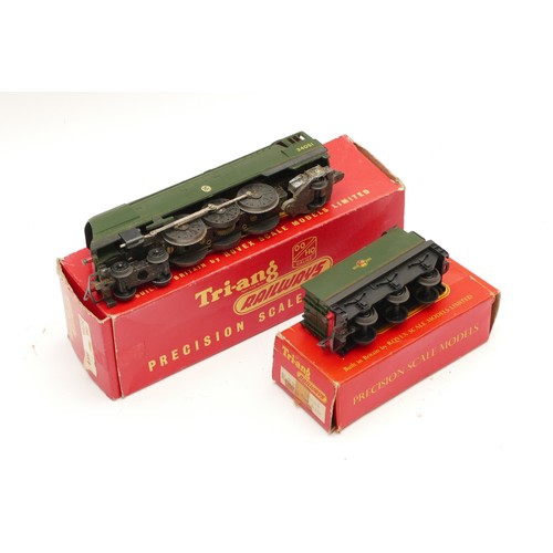 1 - A Tri-ang R356 00 gauge 'Battle of Britain, Winston Churchill' locomotive, in box, with a R38 tender... 