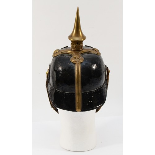 424 - A WWI German/Prussian Imperial Land Army Officers Spiked Pickelhaube helmet, complete with its scale... 