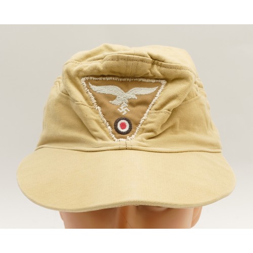 445 - WWII German Third Reich M41 Luftwaffe Tropical cap, embroidered with the eagle with swastika insigni... 