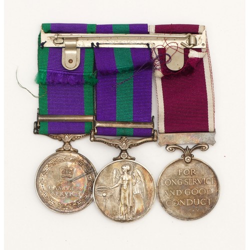 552 - A ERII Mounted Army long Service medals, to include the Regular Army, Malaya and Northern Ireland, a... 