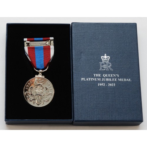 571 - ERII 2022 Queens Platinum Jubilee medal, boxed.