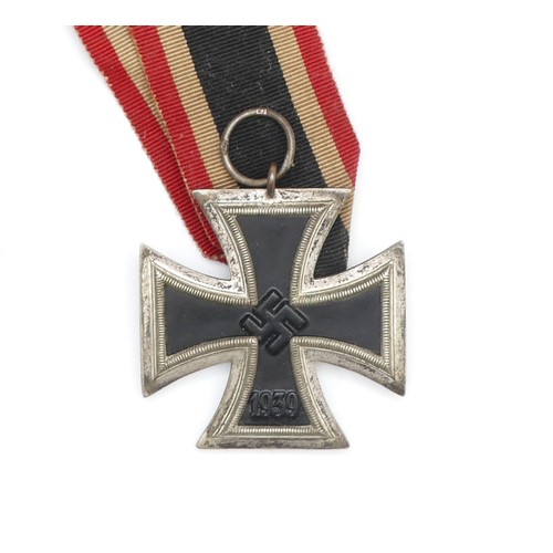 582 - WWI German 2nd class Iron Cross, clasp marked 83.