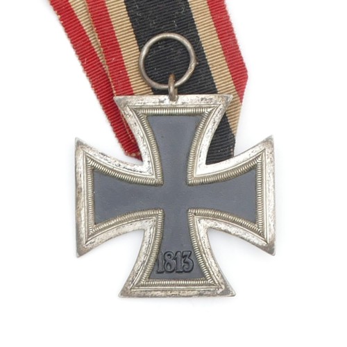 582 - WWI German 2nd class Iron Cross, clasp marked 83.