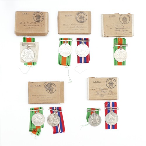 593 - WWII 5x original boxed War and Defence medals.