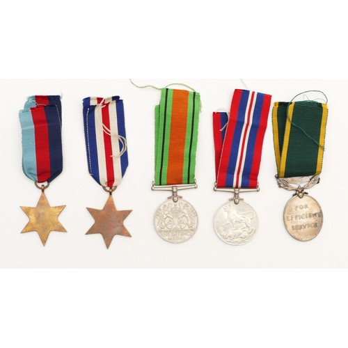 599 - WWII Medals including the 1939-1945 Star, France And Germany, Defence, War and Territorial, awarded ... 