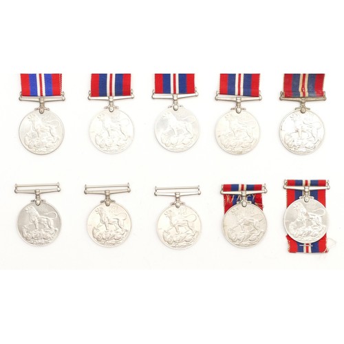 606 - WWII Ten War medals.