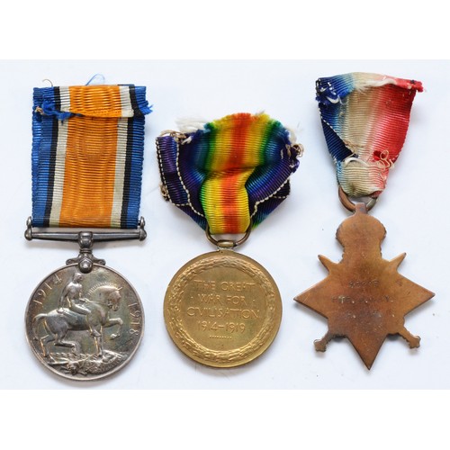 672 - WWI trio of War, Victory and the 1914-1915 Star, awarded to 10217 PTE. J. Day. R. Warwickshire. Regi... 