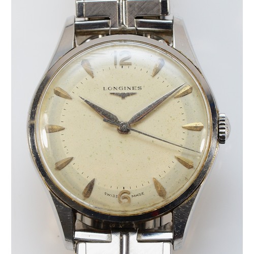 46 - Longines, a stainless steel manual wind gentleman's wristwatch, 35mm.
Working when catalogued