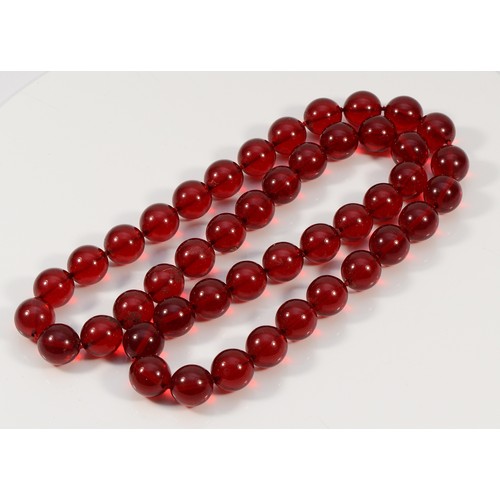 78 - A cherry amber Bakelite beaded necklace, 15mm bead, 80cm total, 153g