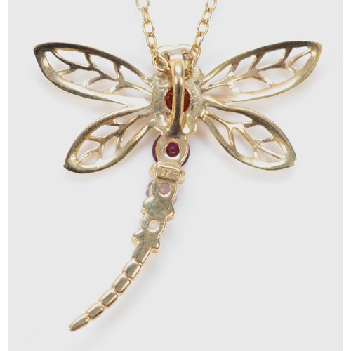 227 - A 9ct gold dragonfly pendant, set with garnet and diamond, with a chain, 40mm, 3g