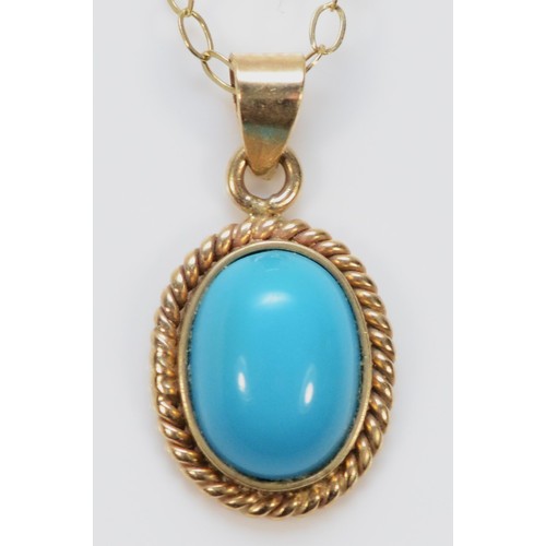 286 - A 9ct gold cabochon cut turquoise pendant with a chain, 1g