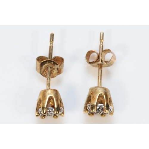 331 - A pair of 9ct gold diamond cluster earrings, 4mm, 0.7g