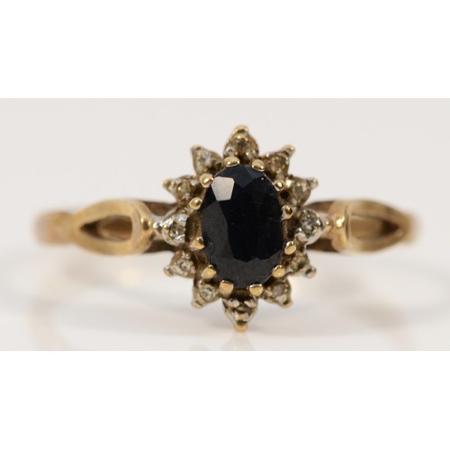 335 - A 9ct gold sapphire and diamond cluster ring, Q, 1.7g