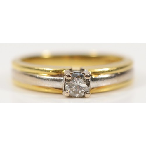 354 - A 9ct white and yellow gold brilliant cut diamond solitaire ring, I 1/2, 4.1g